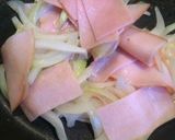 ハム玉ねぎケチャップ炒め作り方1写真