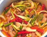 豚肉と野菜のトマト煮込み，チーズ風味作り方4写真
