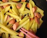 お弁当にも☆カレー風味のウィンナーポテト作り方2写真