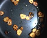 焦がしニンニク梅チーズ味の野菜パスタ作り方2写真