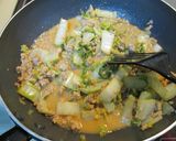 速攻・簡単♪白菜と鶏ミンチのオイマヨ炒め作り方4写真