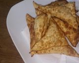 シュウマイの皮でキーマカレー包み揚げ♡作り方3写真