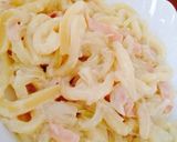 牛乳とコンソメで！カルボナーラ風うどん♡作り方3写真