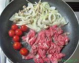 牛肉とブロッコリーのオープンオムレツ作り方3写真