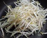 簡単 節約 もやしとキュウリのゴマ油炒め作り方3写真