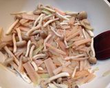 こってりカレー味♪豚肉と蓮根のカレー炒め作り方5写真