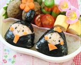 ひな祭りキャラ弁＊三角おむすびdeお雛様作り方6写真