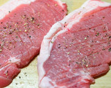 豚ロースステーキきのこのクリームソース作り方1写真