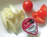 プチッとひとりランチ♡葱・トマ・鶏スープ作り方1写真