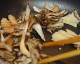 ✿タコと舞茸のパクチー炒め✿作り方3写真