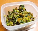 簡単☆大根葉と塩こんぶの混ぜ込みおにぎり作り方1写真