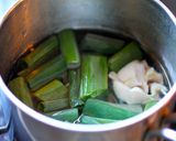 舞茸と崩し豆腐のすりゴマ豆乳味噌汁作り方1写真