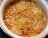 キムチで簡単♪焼売のキムチチゲスープ作り方3写真