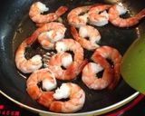 麺つゆでエビとブロッコリー炒め作り方3写真