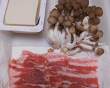 豚ばら肉と豆腐ときのこ煮の丼ぶり作り方1写真