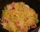 白菜とベーコンの塩焼きそば作り方4写真