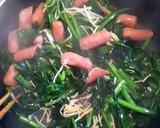簡単美味ほうれん草とウインナーのマヨ炒め作り方4写真