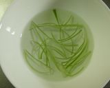 長ねぎの青いところを活用☆緑のくるくる作り方2写真
