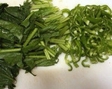 ほうれん草とピーマンの胡麻和え作り方1写真