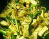 厚揚げin！♪もやしニラ炒めカレー風味♪作り方4写真