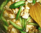 醤爆鶏丁（台湾風、鶏ときゅうりの炒め物）作り方3写真