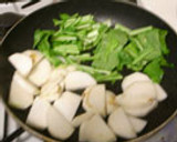 鶏むね肉とかぶの中華炒め作り方4写真