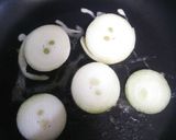 フライパンで☆玉ねぎの味噌マヨチーズ焼き作り方1写真