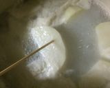 出汁がおいしい手羽中と大根の煮物作り方4写真