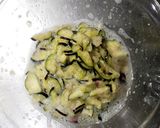 刻んで混ぜるだけ！茄子の辛子醤油和え作り方2写真