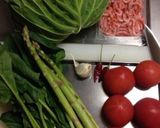 桜海老と彩り野菜のペペロンチーノ作り方1写真