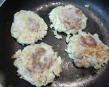もちもち～♥蓮根のお好み焼き風焼き作り方5写真