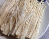 お弁当にエノキのベーコン巻き★作り方1写真
