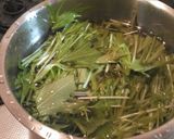 簡単にできる椎茸とトマトの水菜サラダ作り方1写真