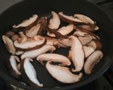 簡単にできる椎茸とトマトの水菜サラダ作り方2写真