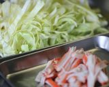 キャベツとカニカマのチーズ春巻き。作り方2写真