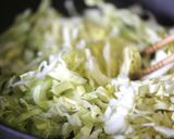 キャベツとカニカマのチーズ春巻き。作り方4写真
