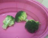 【お弁当】簡単☆ブロカマ和え作り方1写真