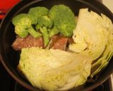 ストウブ：STAUB☆蒸し焼き根菜ポトフ作り方3写真