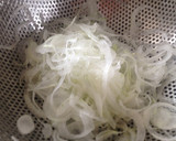 新玉ねぎとしょうゆ麹で美味しい前菜♡作り方1写真