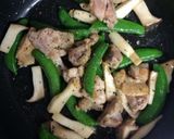 スナップエンドウと鶏肉のうま塩炒め物作り方4写真