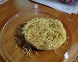 インスタントラーメンで皿うどん作り方1写真