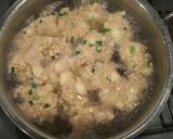 春キャベツとフワフワ鶏だんごスープ作り方5写真