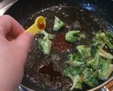 お弁当にも♪ブロッコリーのカレーマヨ炒め作り方7写真