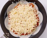 わずか10分！餃子の皮で魔法の簡単ピザ作り方8写真