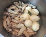 身離れ抜群～♡な手羽中と卵の甘辛煮作り方6写真