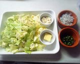 春キャベツとしらすのバター醤油パスタ☆作り方1写真