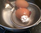 ベーコンと温泉卵のふわとろそば粉ガレット作り方3写真