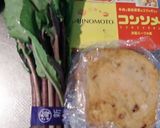 なばな・さつまあげ・玉ねぎコンソメ仕立て作り方1写真