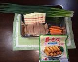 切って巻くだけ！鶏むねネギ春巻き作り方2写真
