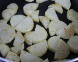 簡単おかず！じゃがいもと切りこぶ炒め作り方3写真